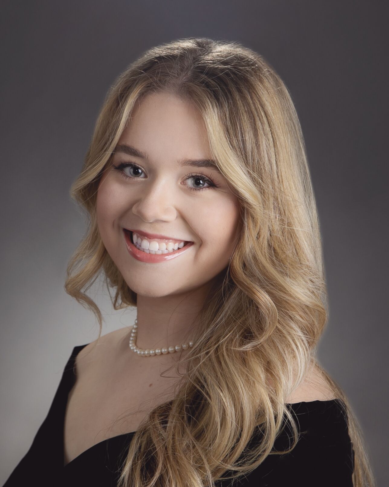 LYNTON, CLAIRE #8751.jpg